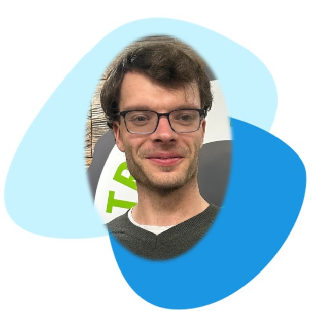 ian headshot for web